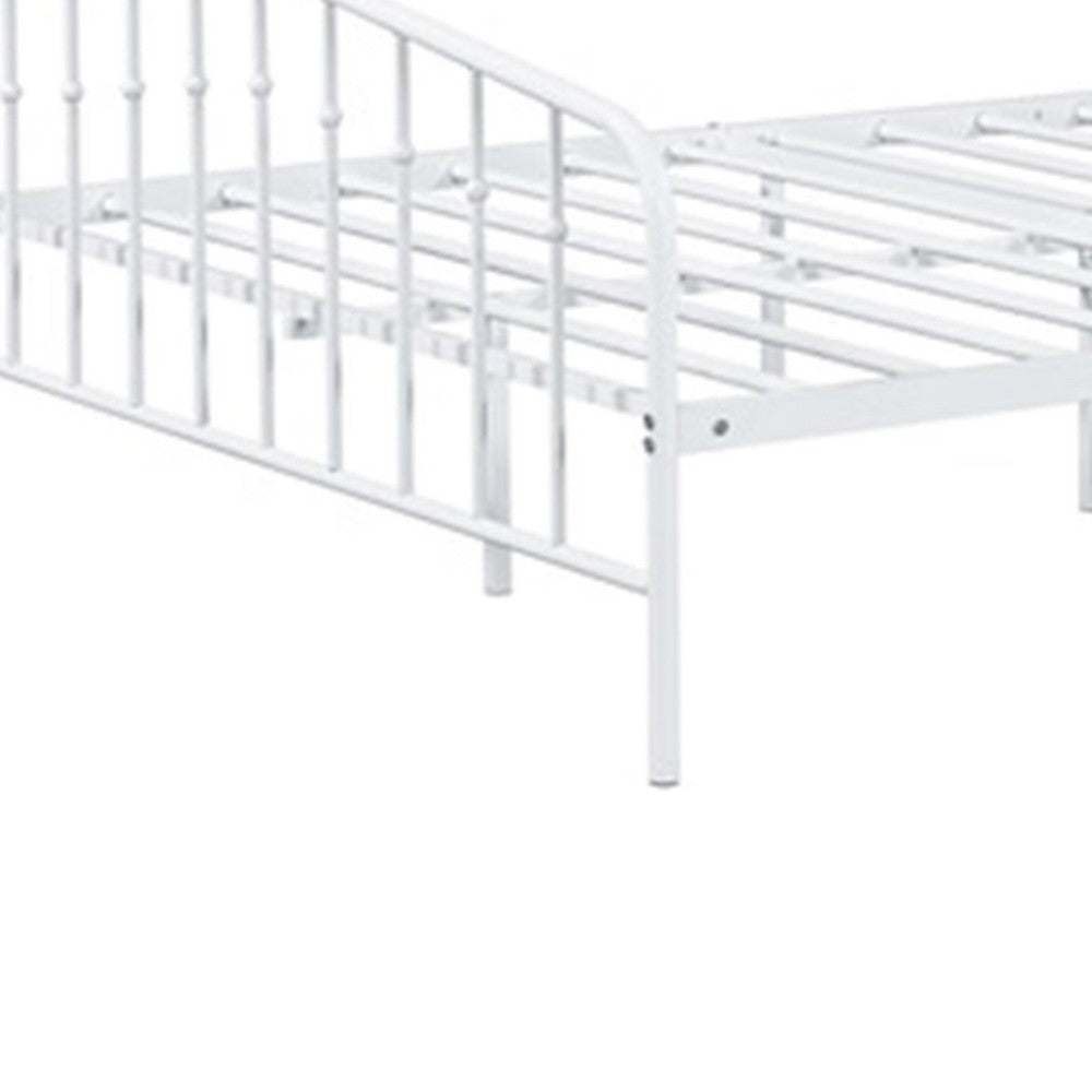 Nix Full Size Bed, Classic Spindle Headboard and Footboard, White Metal